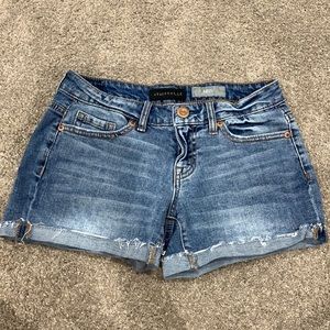 Aéropostale jean shorts.Size:00